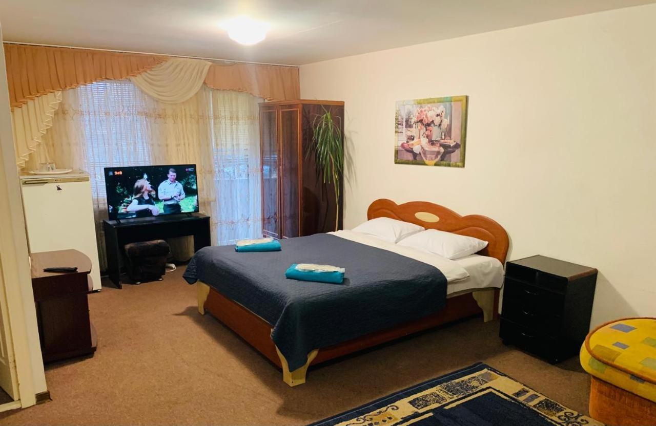 Mini Hotel Vesna Днепр Экстерьер фото